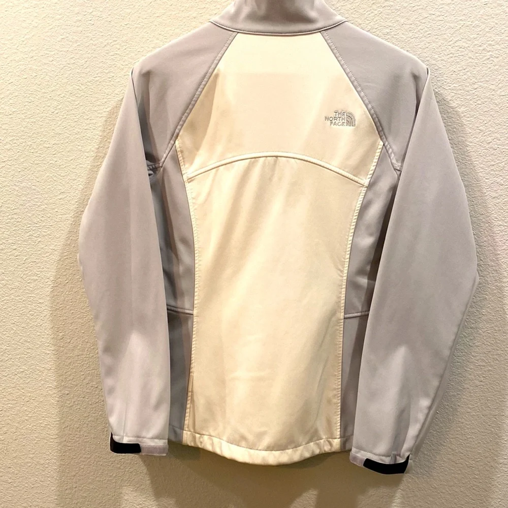 The North Face Shellrock Jacket - Picture 2 of 8